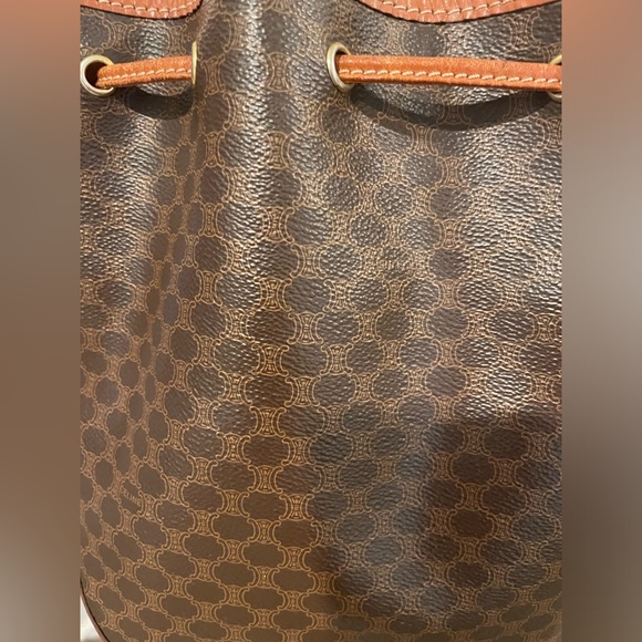 Authentic Vintage Celine drawstring shoulder bag - Picture 3 of 16
